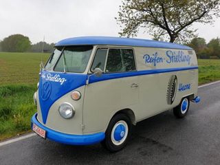 Zum 90-Jährigen schickt Reifen Stiebling einen T1 auf Filialtour durch NRW	