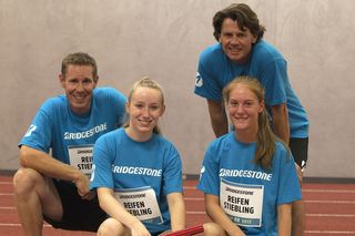 Team von Reifen Stiebling gewinnt beim ISTAF in Berlin die Bridgestone-Staffel
